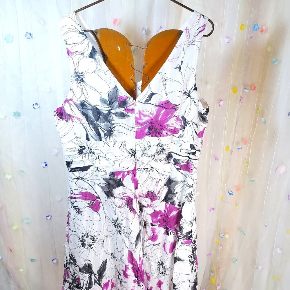 Robbie Bee Woman Dress Size 16